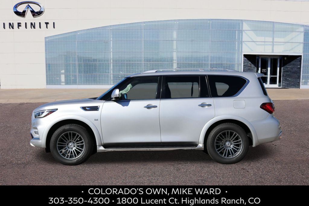 2019 Infiniti QX80 Luxe photo 2