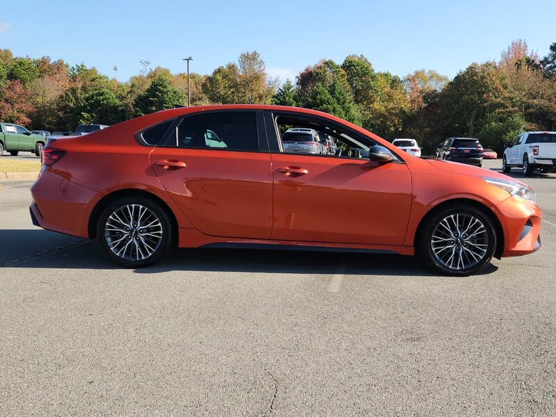 2023 Kia Forte GT-Line photo 2