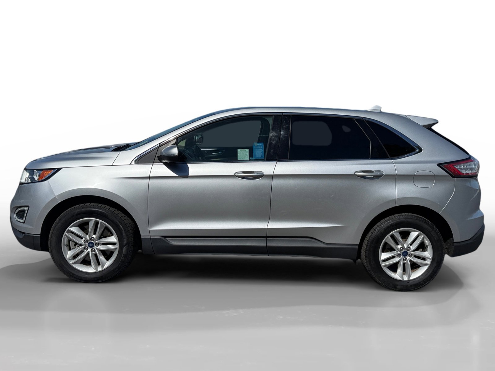 2018 Ford Edge SEL photo 2