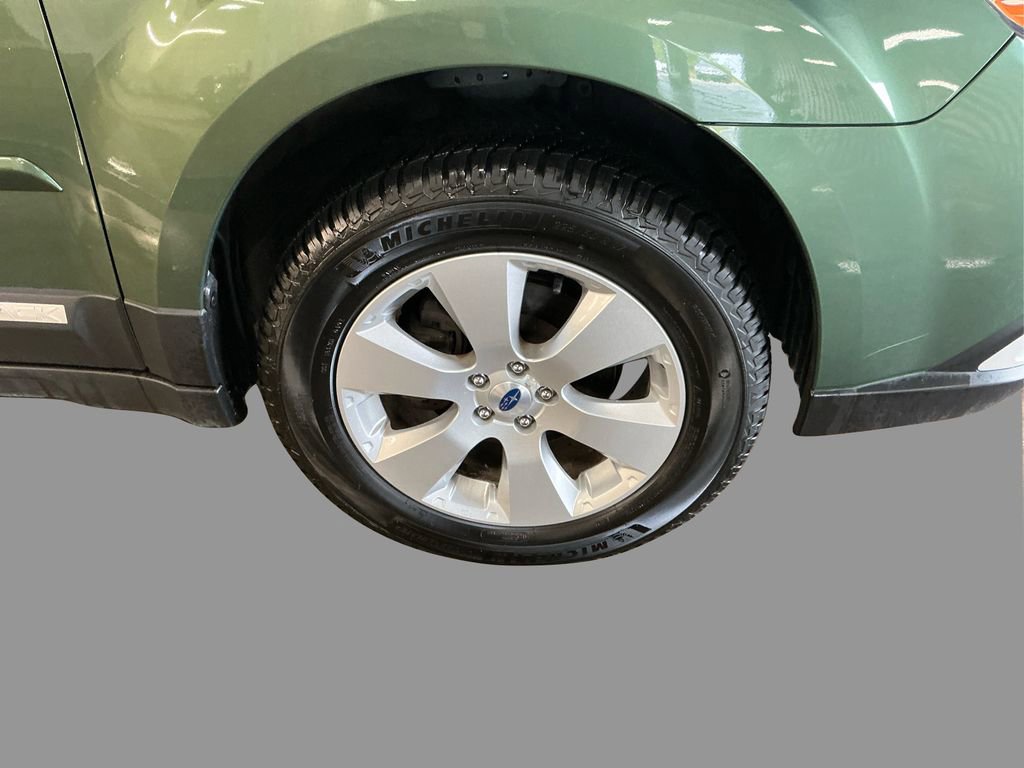 2012 Subaru Outback 2.5i Limited photo 14