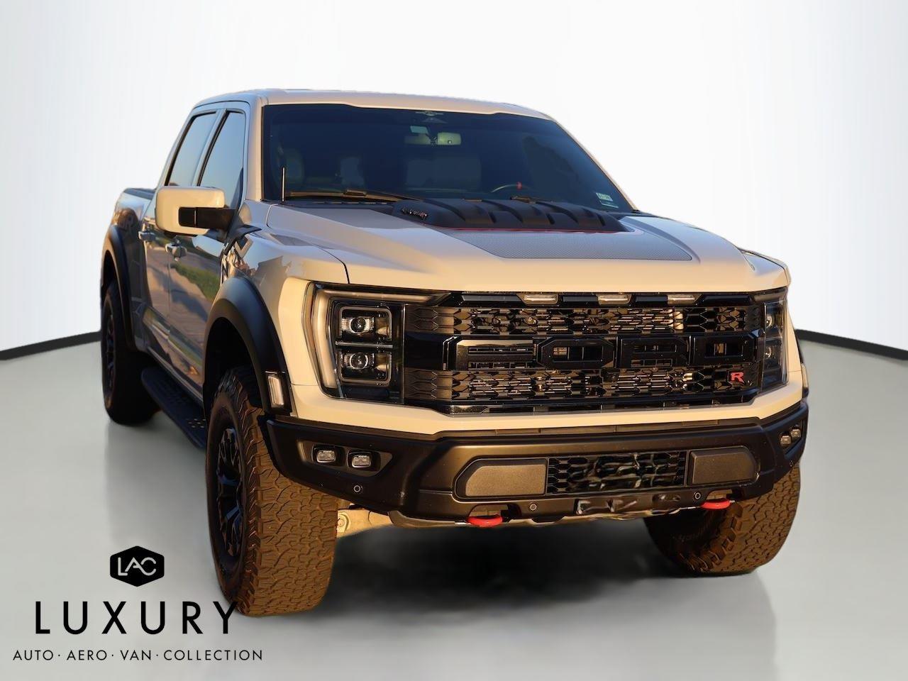 2023 Ford F-150 Raptor photo 2
