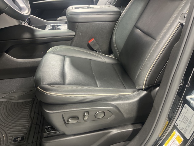 2023 Gmc Yukon SLT photo 7