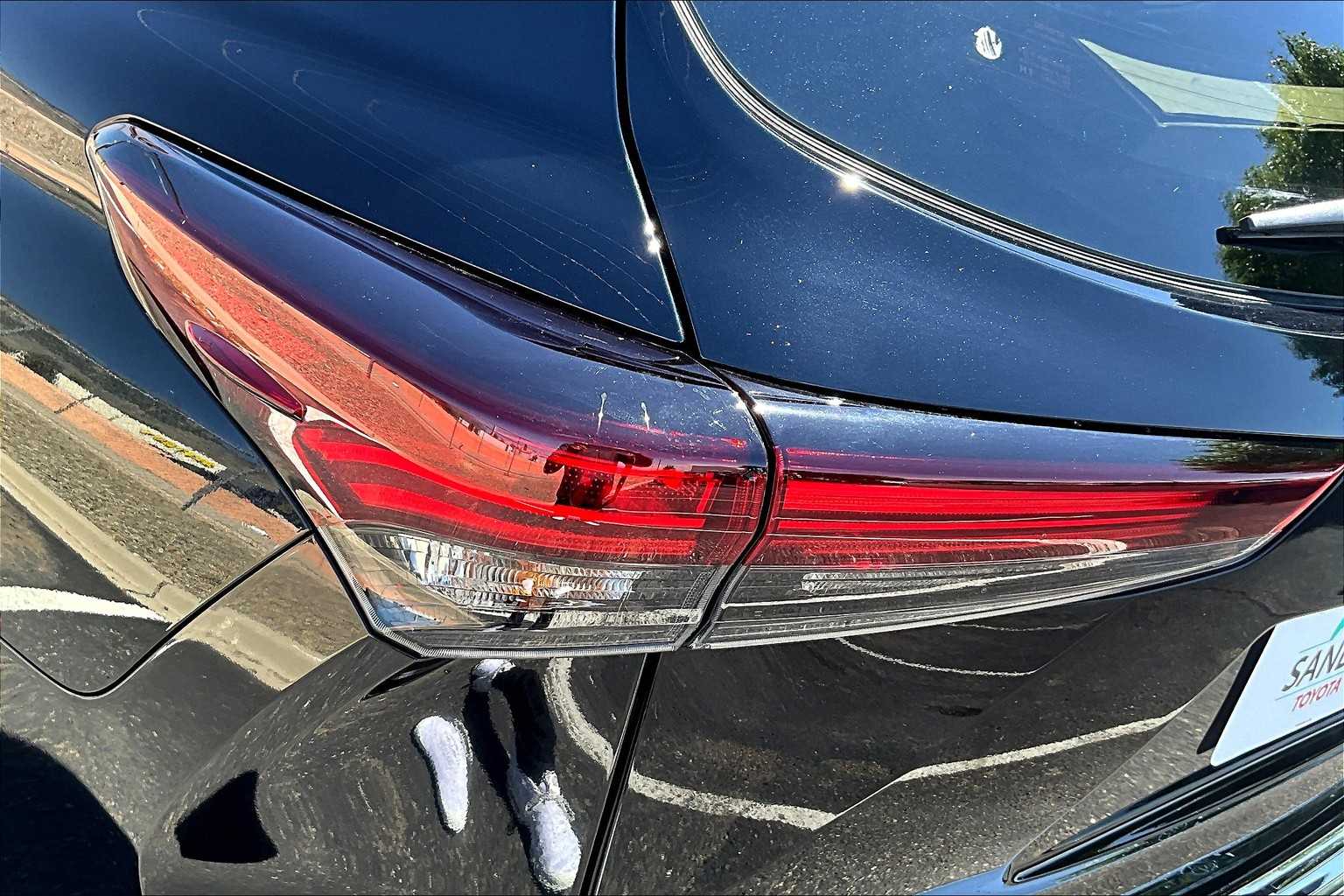 2025 Toyota Highlander Platinum photo 26