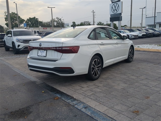 2025 Volkswagen Jetta 1.5T Sport photo 4