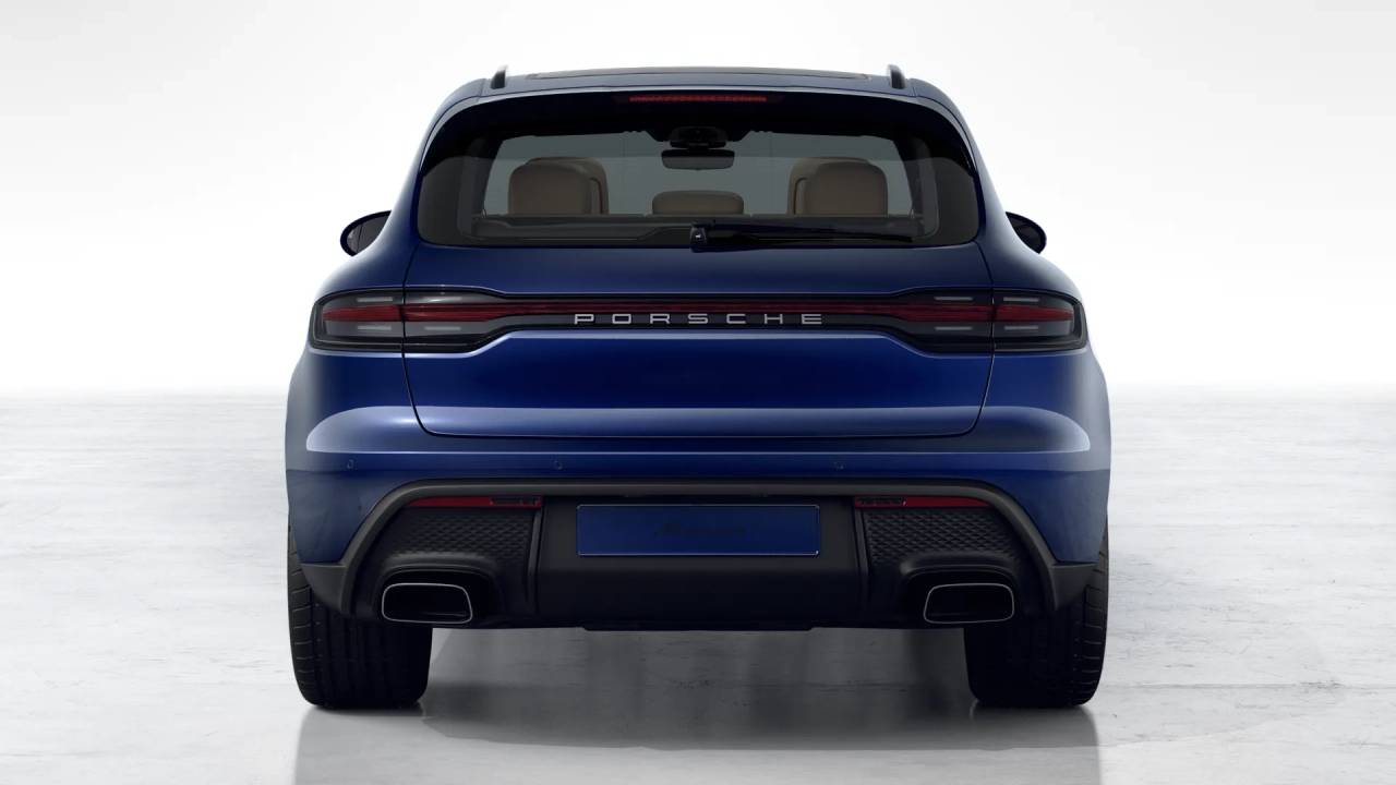 2026 Porsche Macan T photo 8