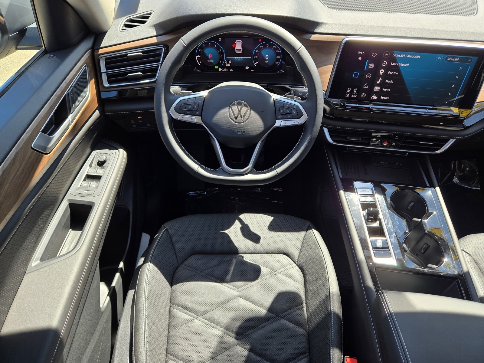 2026 Volkswagen Atlas SE Technology photo 6