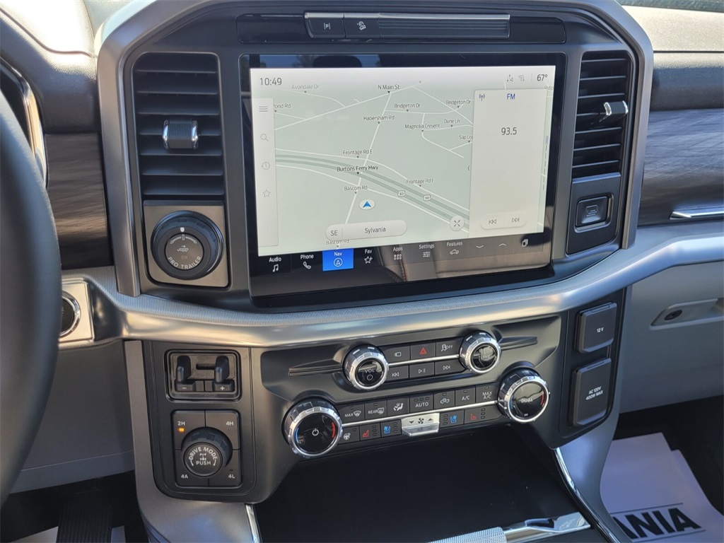 2025 Ford F-150 Lariat photo 18