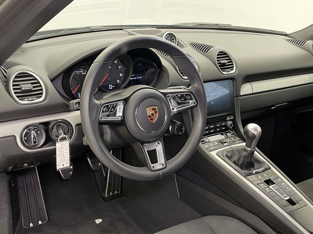 2024 Porsche Boxster GTS 4.0 photo 4