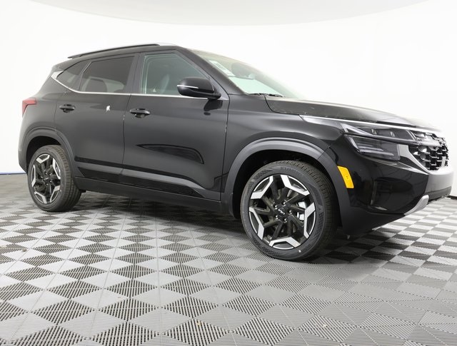 2025 Kia Seltos SX photo 3