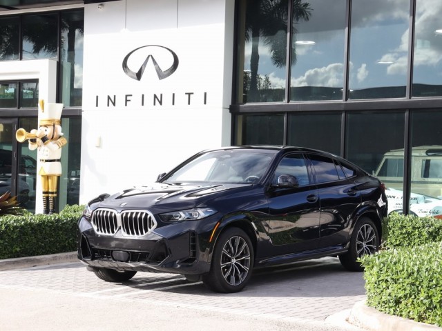2024 BMW X6 40i's photo