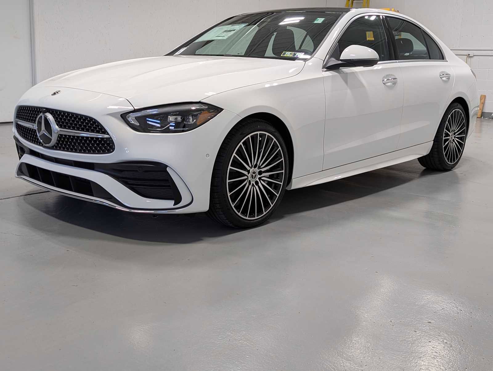 2026 Mercedes-Benz C-Class Sedan C 300's photo