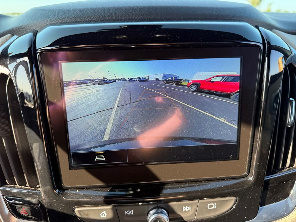 2022 Chevrolet Traverse 1LT photo 17