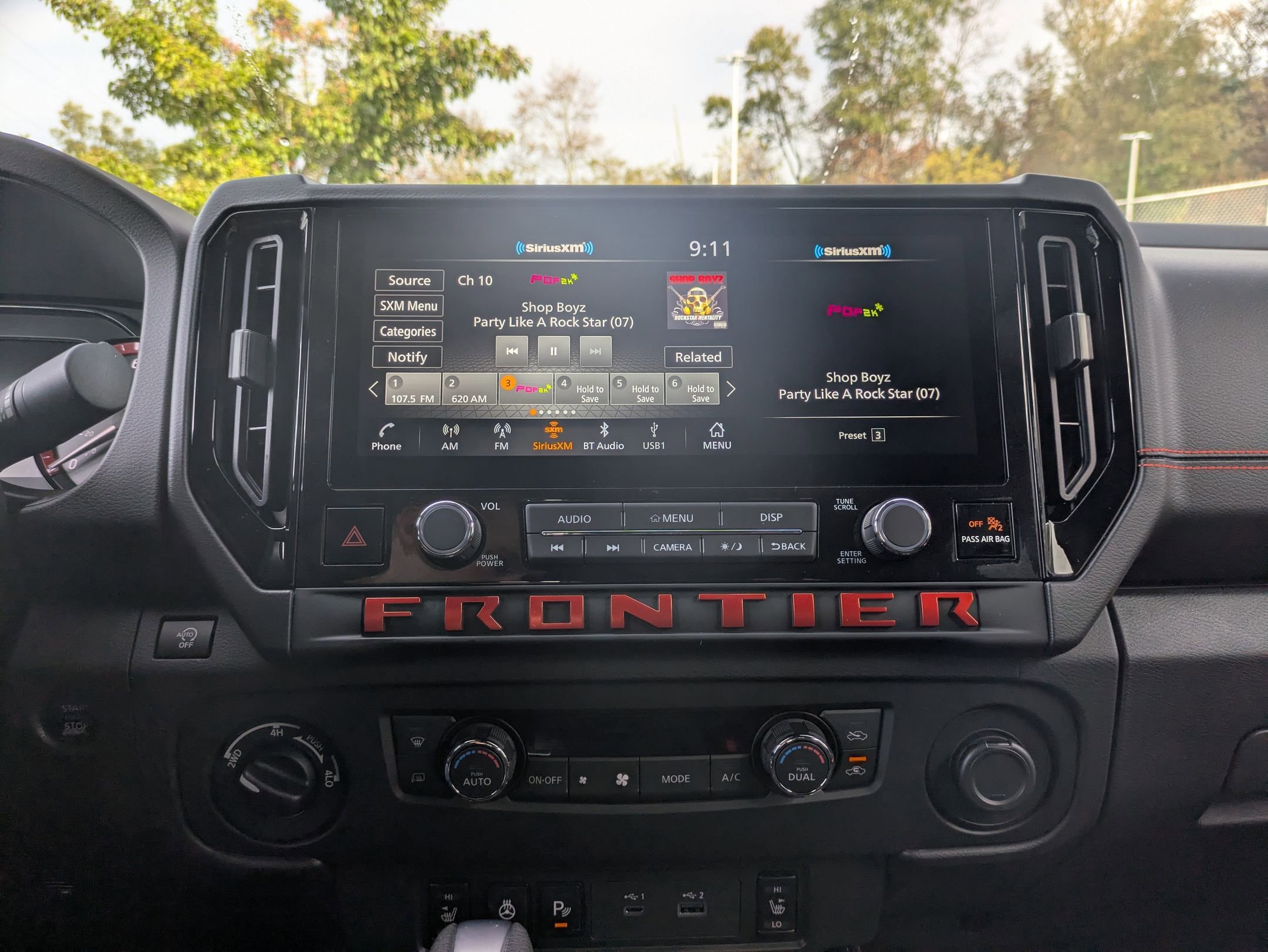 2026 Nissan Frontier PRO-4X photo 14
