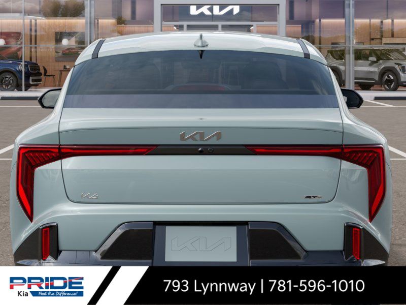 2025 Kia K4 GT-Line photo 11