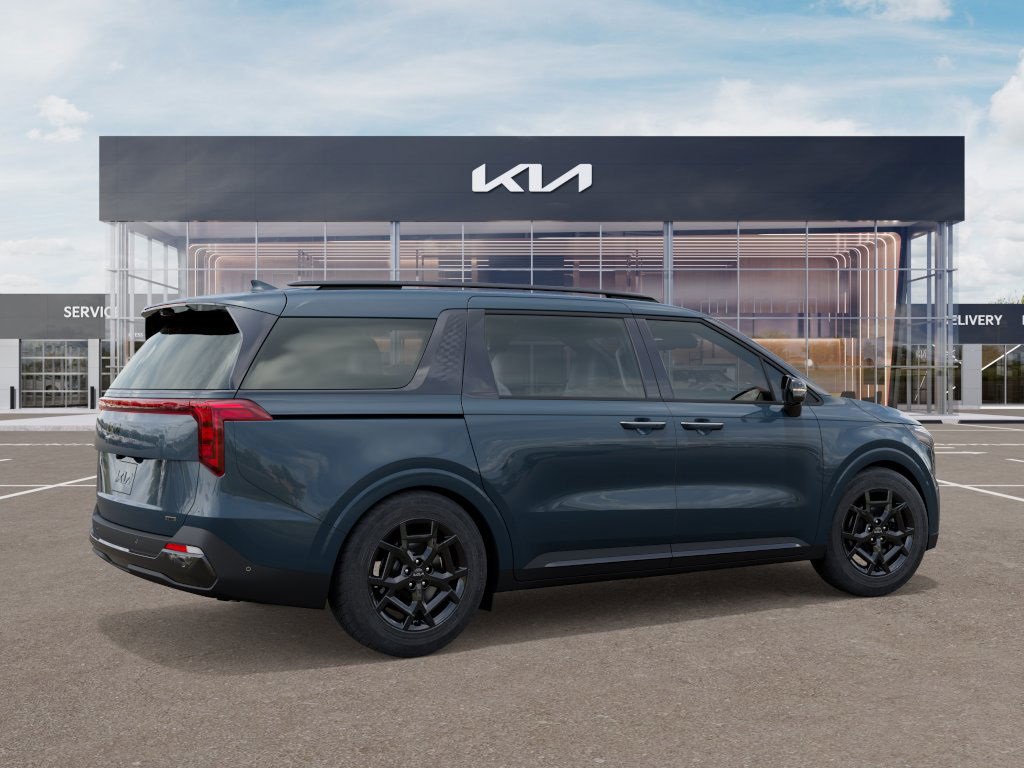 2026 Kia Carnival SX photo 6