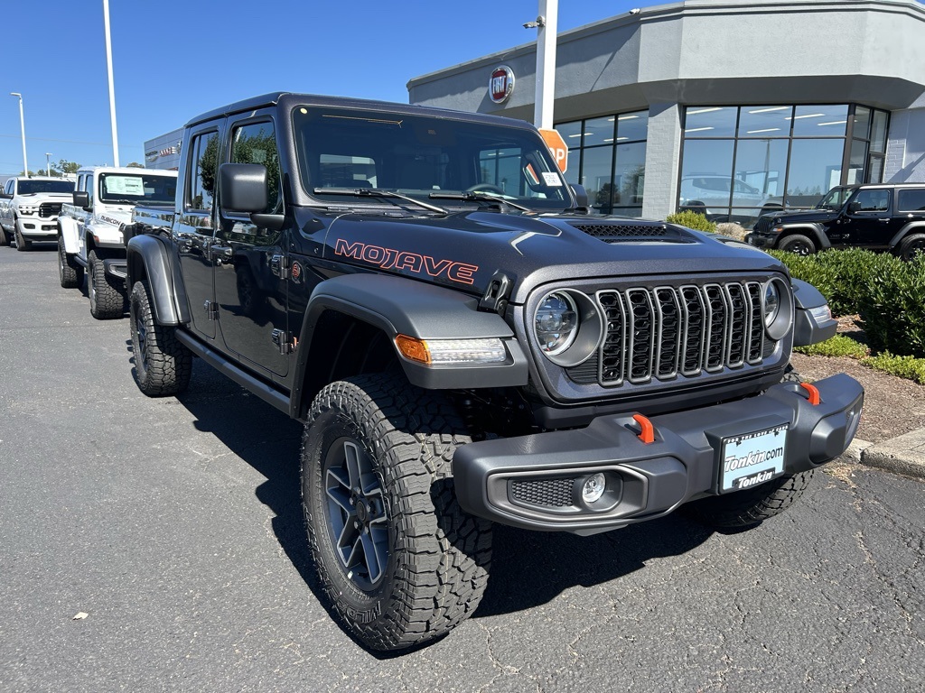 2025 Jeep Gladiator Mojave photo 2