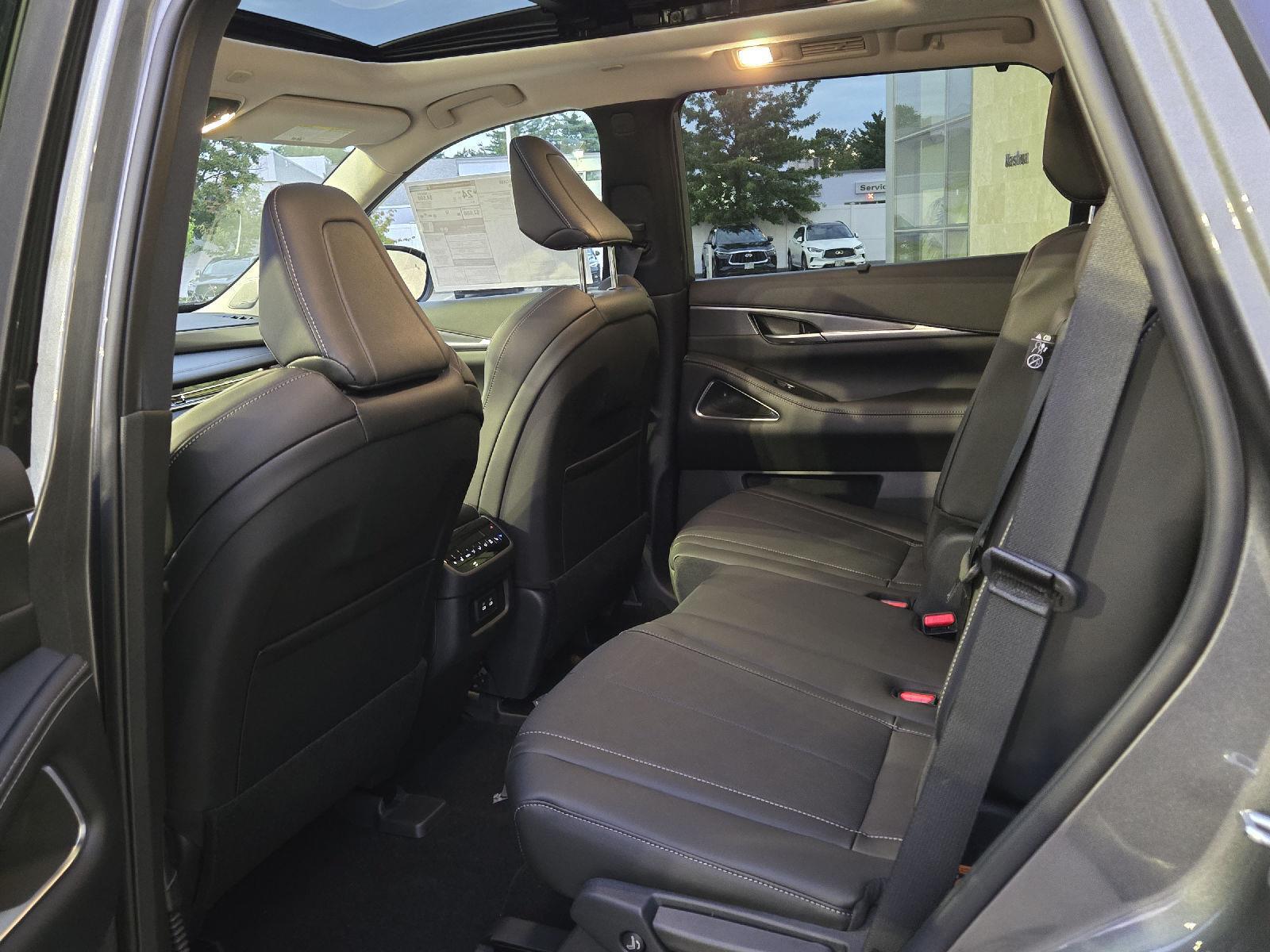 2026 Infiniti QX60 Luxe photo 21