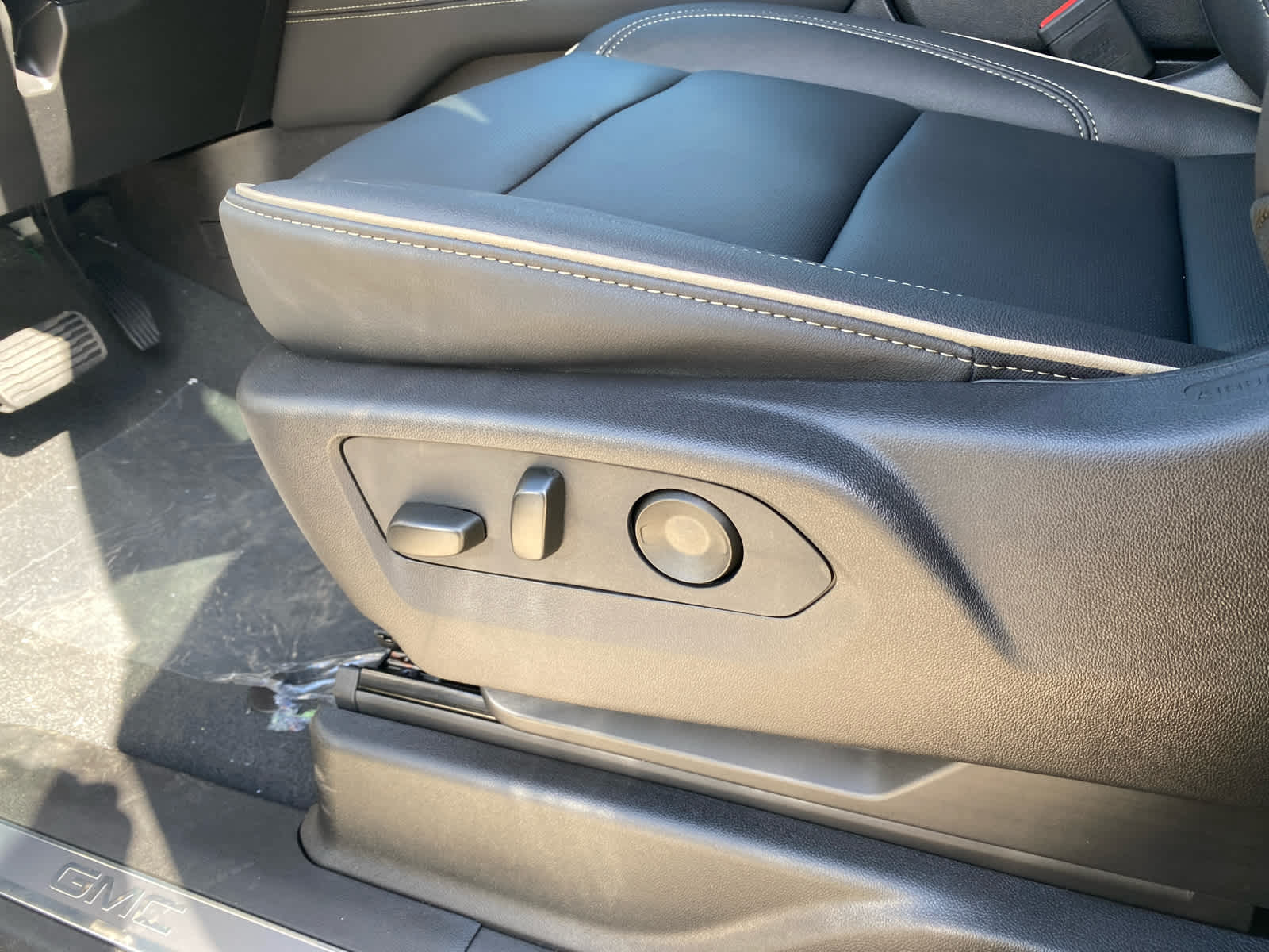 2026 Gmc Yukon photo 10