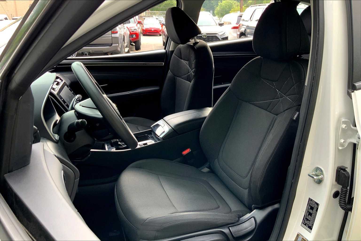 2024 Hyundai Tucson SE photo 7