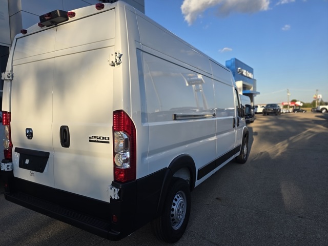 2025 Ram ProMaster 2500 photo 6