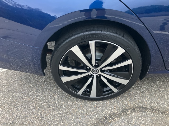2020 Nissan Altima 2.5 SR photo 11