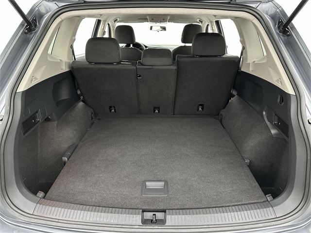 2021 Volkswagen Tiguan S photo 13