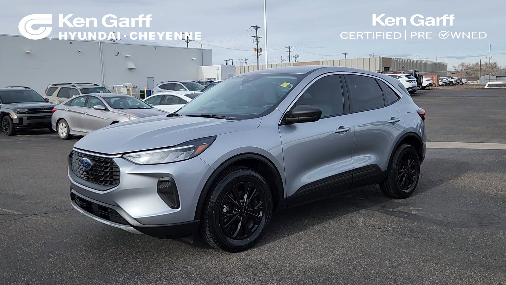 2023 Ford Escape SEL's photo