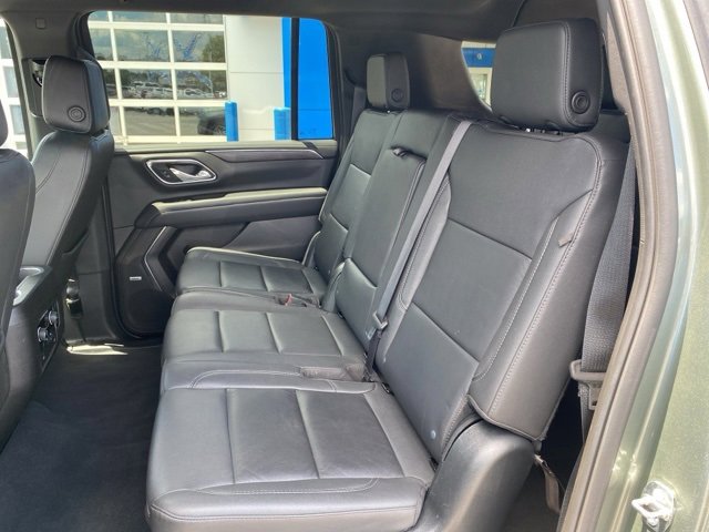2023 Chevrolet Suburban LT photo 30
