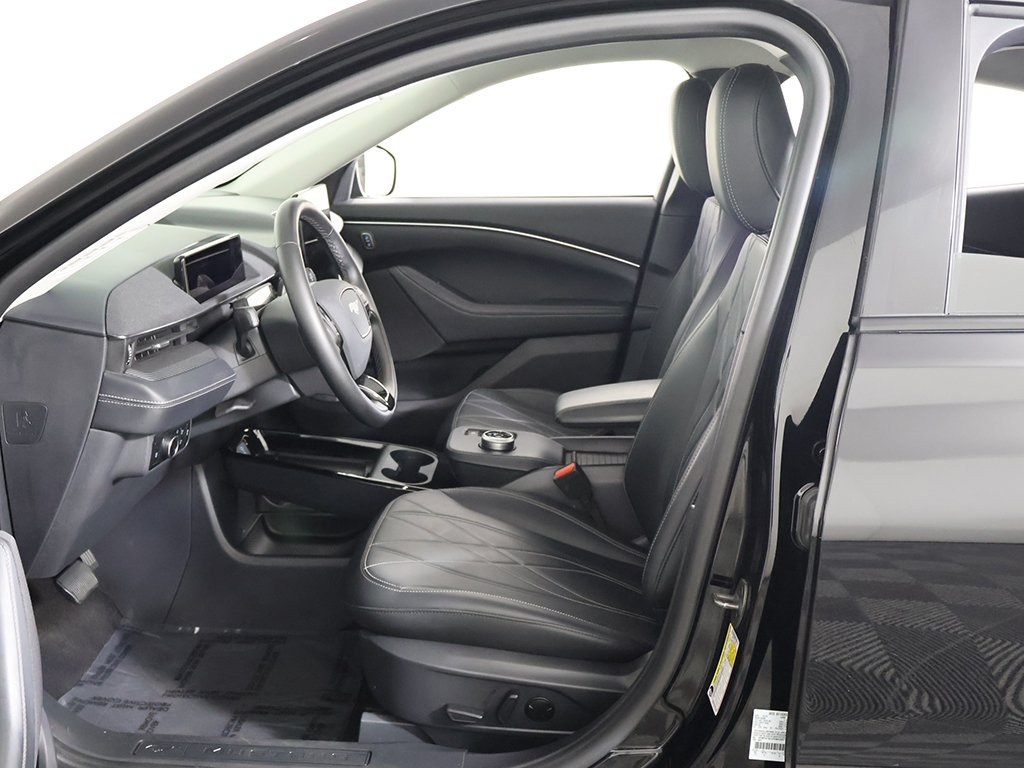 2024 Ford Mustang Mach-E Select photo 18