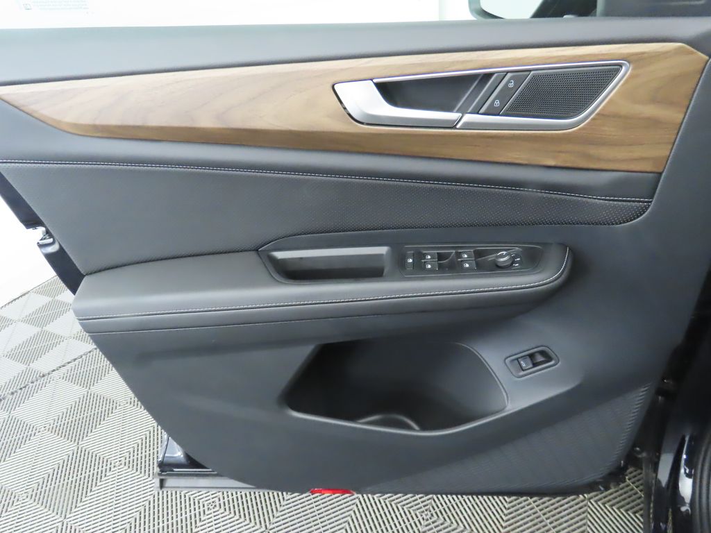 2026 Volkswagen Atlas SE Technology photo 22