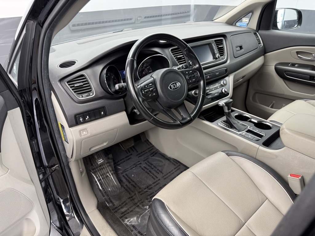 2020 Kia Sedona EX photo 35