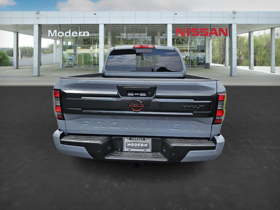 2025 Nissan Frontier Crew Cab PRO-X photo 6