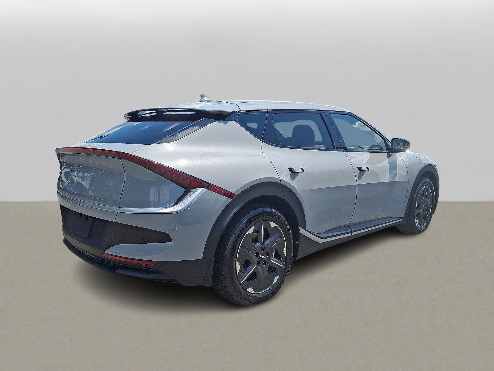 2025 Kia EV6 Light photo 4