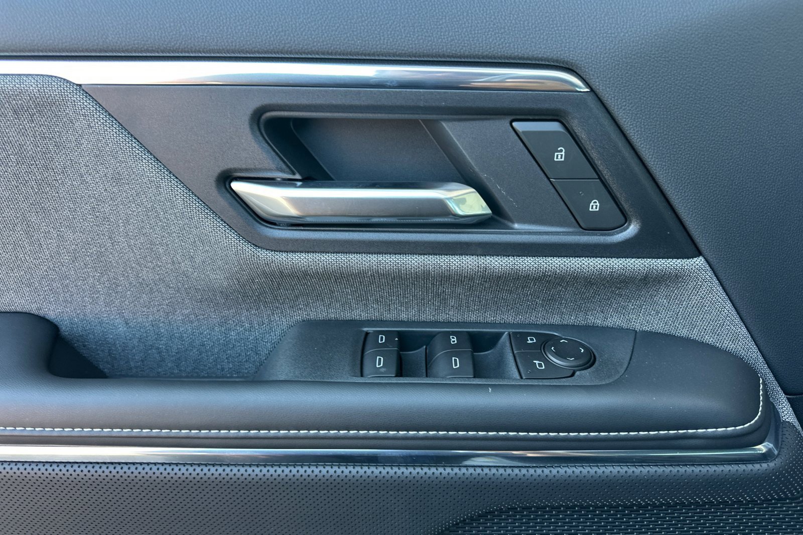 2026 Gmc Sierra Elevation photo 8