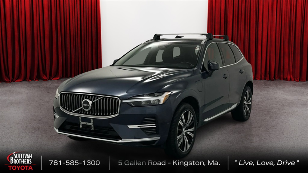 Used 2022 Blue Volvo T8 Inscription image 1