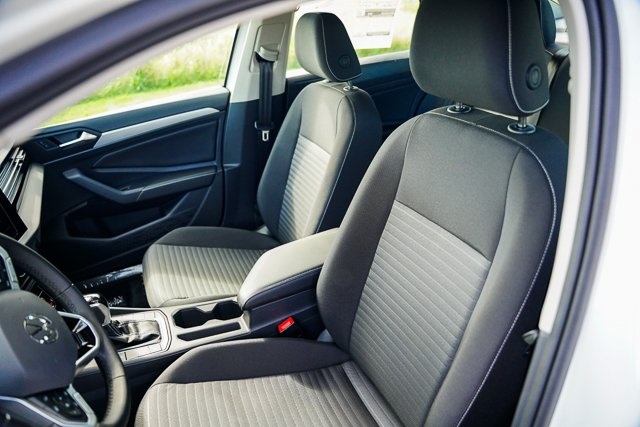 2025 Volkswagen Jetta 1.5T S photo 8