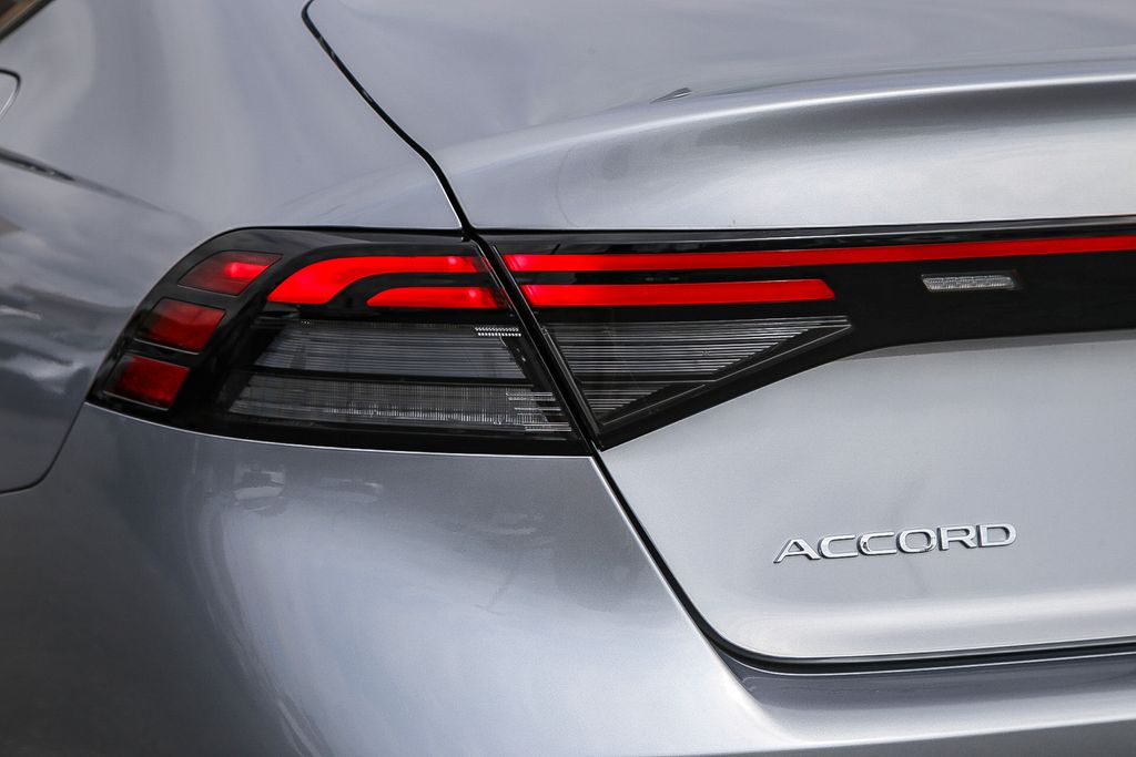 2025 Honda Accord LX photo 10