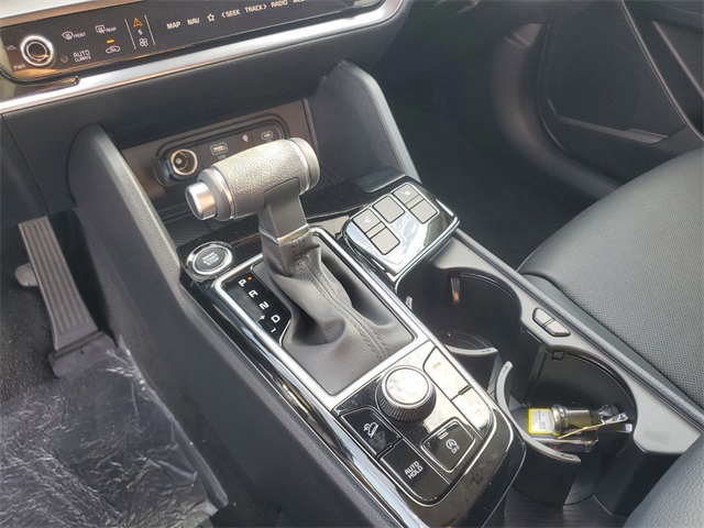 2025 Kia Sportage EX photo 21
