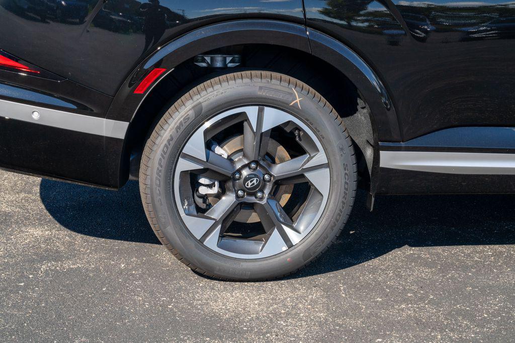 2026 Hyundai Palisade Limited photo 18