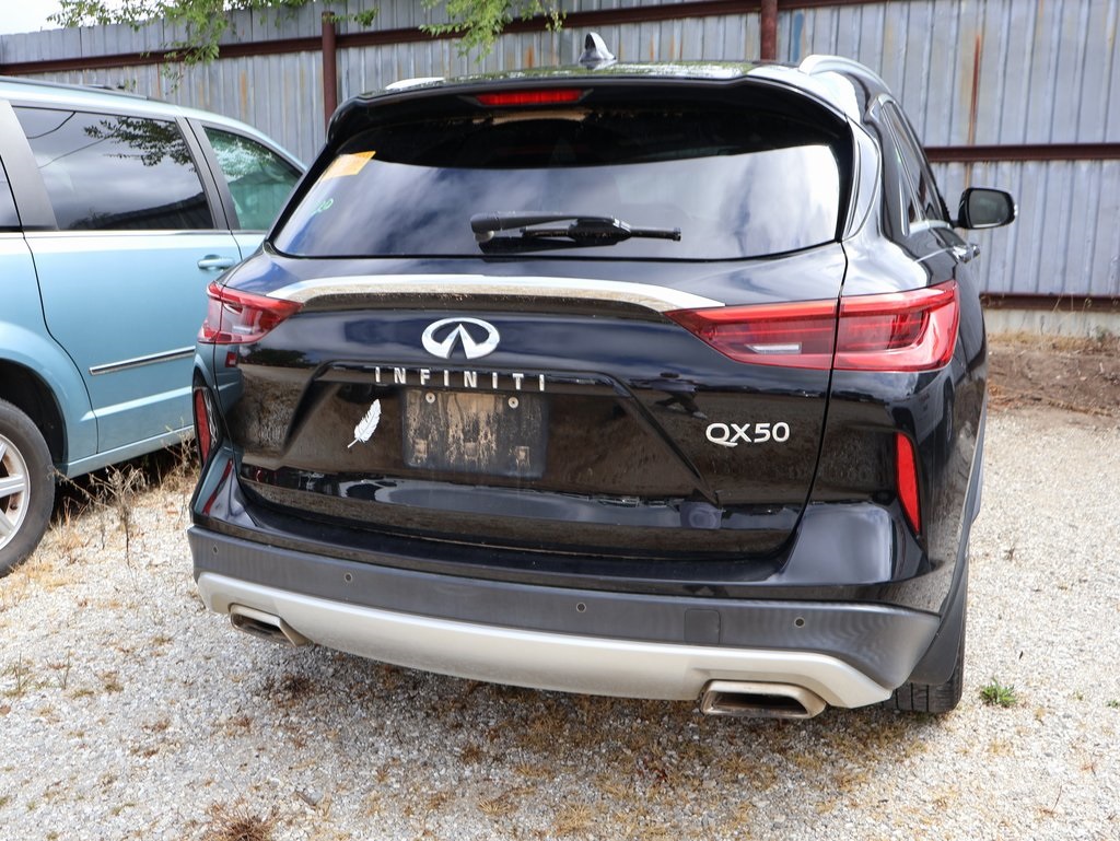 2019 Infiniti QX50 Essential photo 14