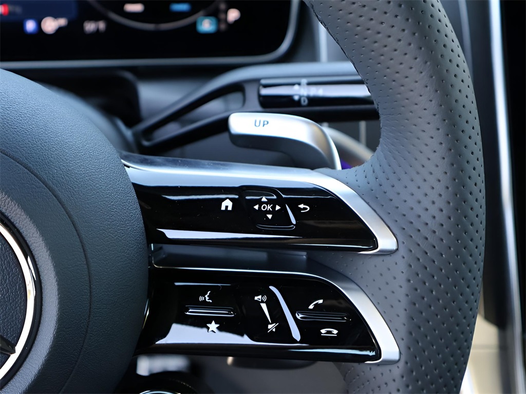 2025 Mercedes Benz GLC 43 AMG 4MATIC photo 36