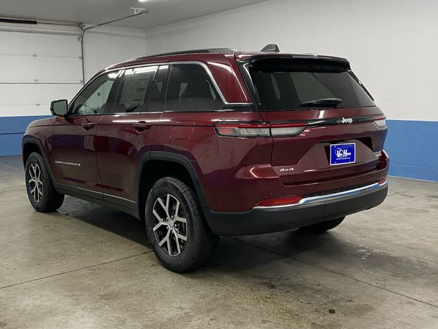 2025 Jeep Grand Cherokee Limited photo 2