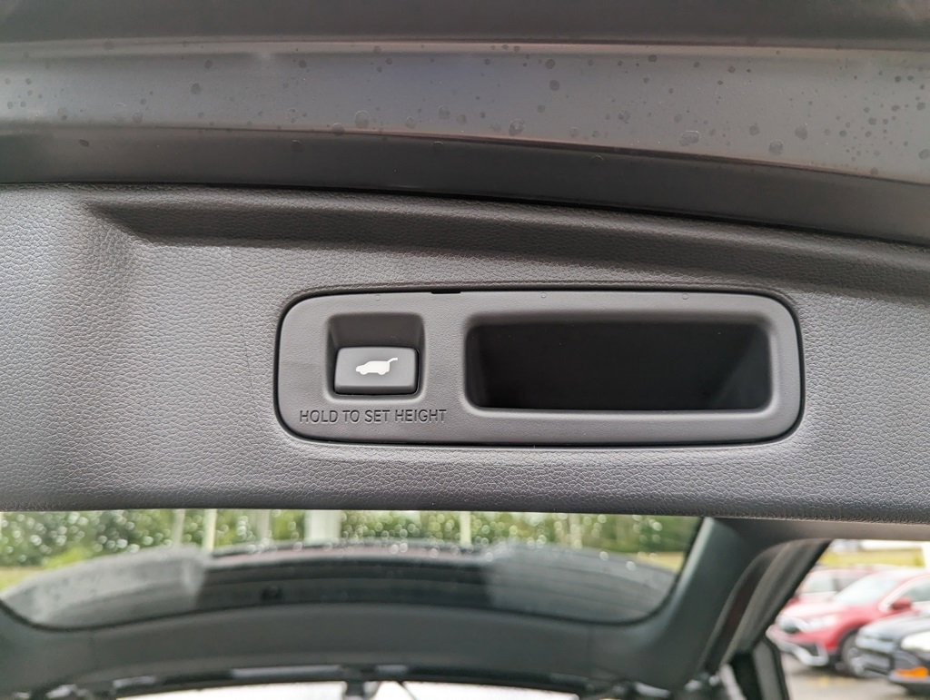 2026 Honda CR-V Hybrid Sport Touring photo 11
