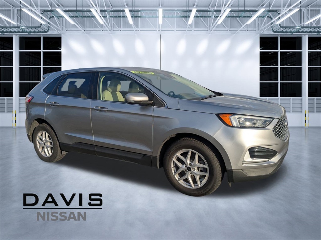 2023 Ford Edge SEL's photo