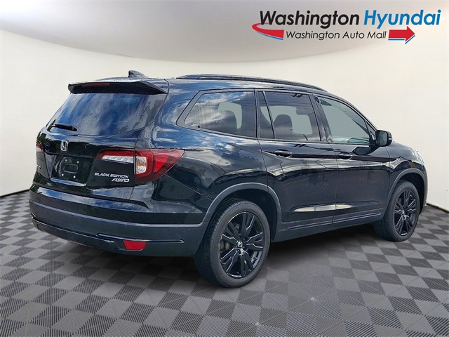 2022 Honda Pilot Black Edition photo 3