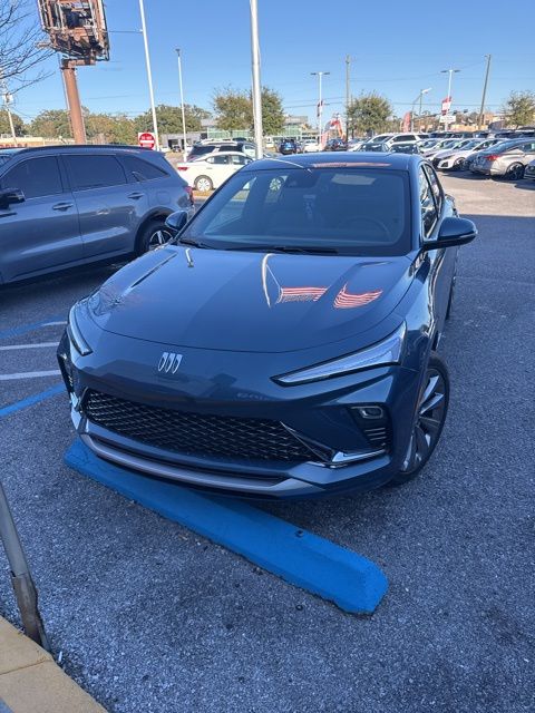 2025 Buick Envista Avenir's photo