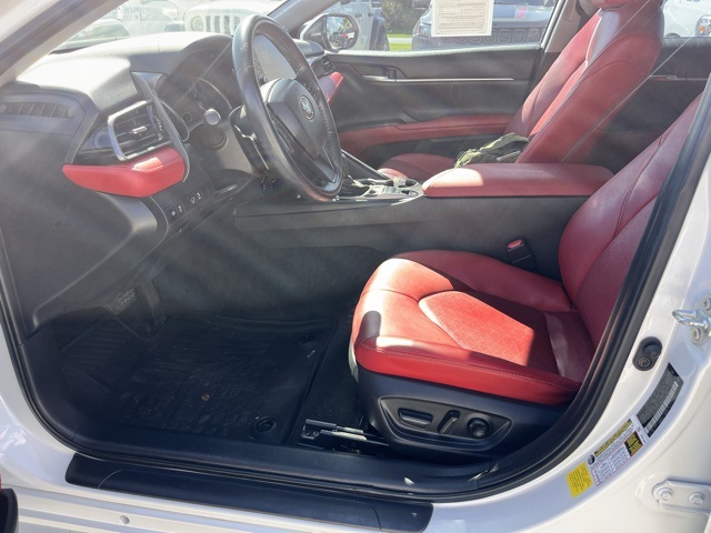 2021 Toyota Camry XSE photo 7