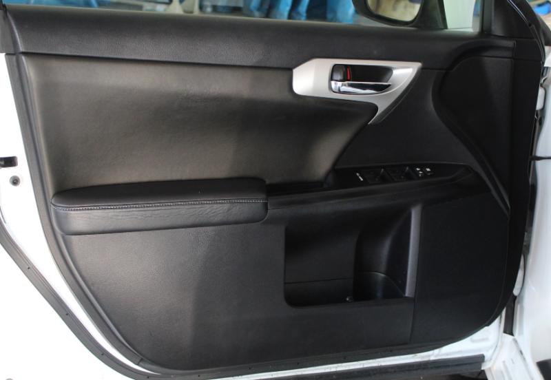 2013 Lexus CT 200h photo 19