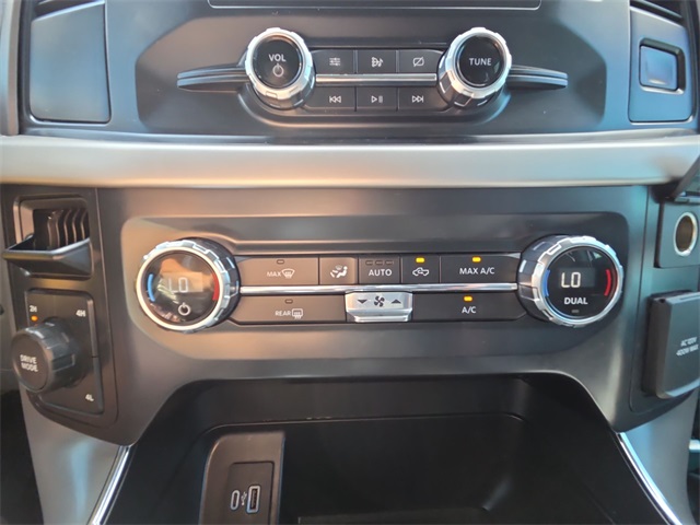 2021 Ford F-150 XLT photo 16