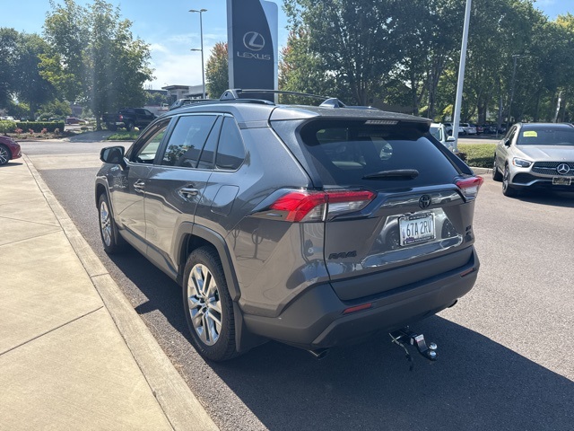2024 Toyota RAV4 XLE Premium photo 5
